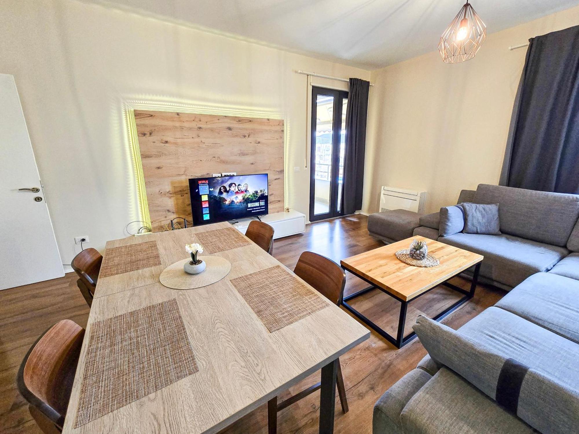 Spacious 2br Luxury Appartement Tirana